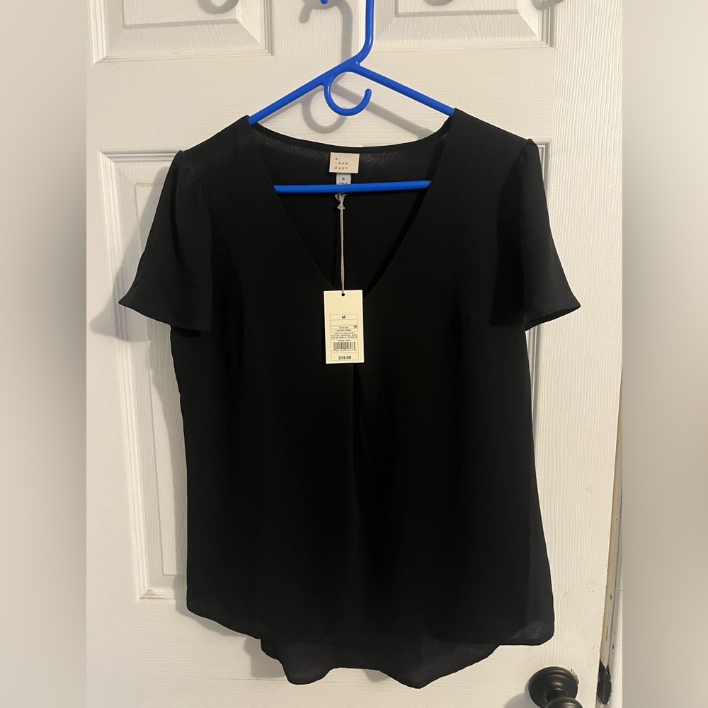 A New Day Vneck Short Sleeve Blouse - Size Medium - NWT